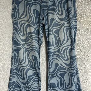 Bell Bottom Jegging Jeans